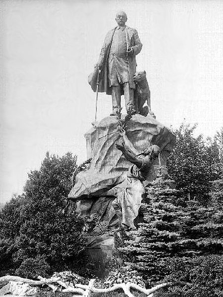 File:Bismarckdenkmal Leipzig.jpg