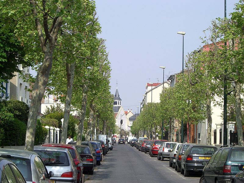 File:Eglise Saint Urbain.JPG