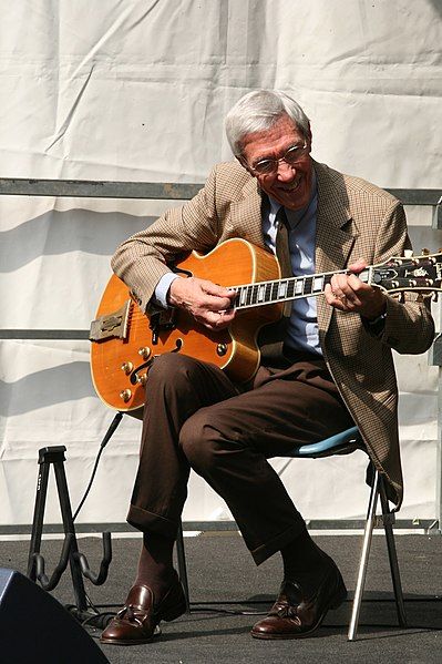 File:Franco Cerri photo.jpg