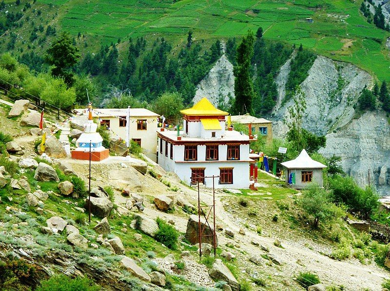 File:Gandhola Monastery, Lahaul.jpg