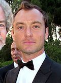 Jude Law 2011.jpg