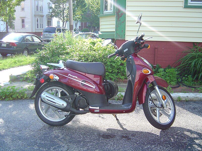 File:Kymco People 01.jpg