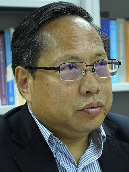 File:Lee-cheuk-yan-confirmed-legco-by-election-candidacy-4 (cropped).jpg