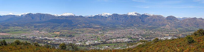 File:Paarl-panorama 300dpi.jpg