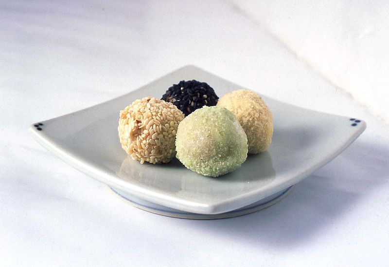 File:Rice cake ball.jpg