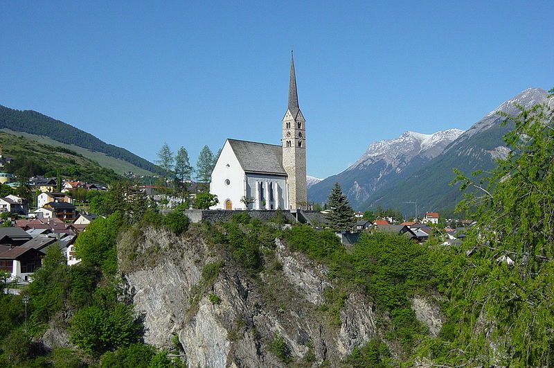 File:Scuol Church.JPG