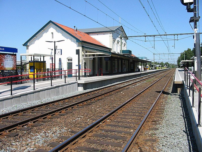 File:Station Nijkerk.jpg