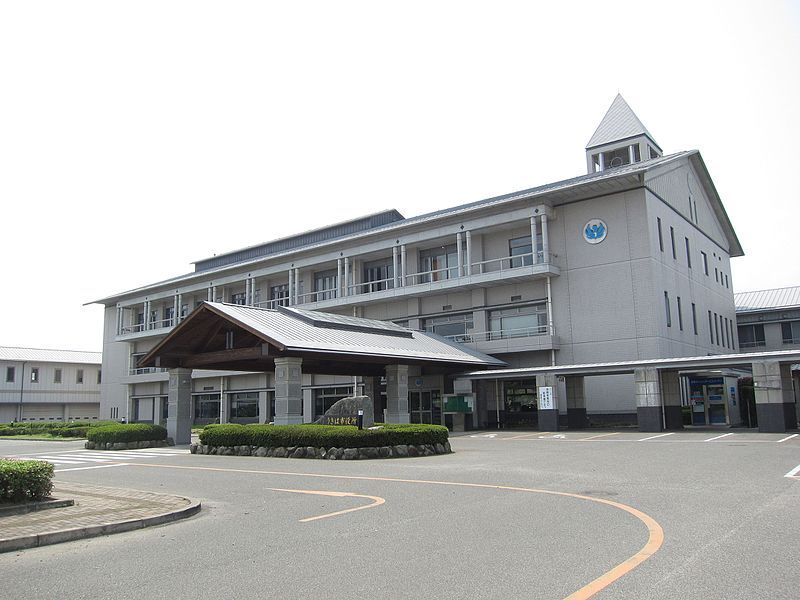 File:Ukiha City Hall.JPG