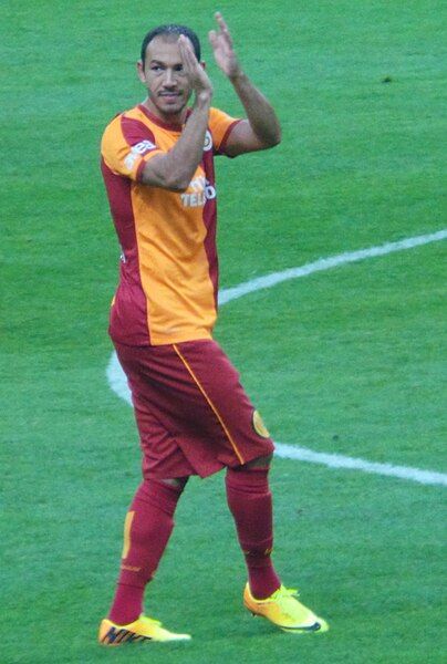 File:Umut Bulut (1).JPG