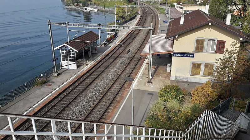 File:Veytaux-Chillon railway station.jpg