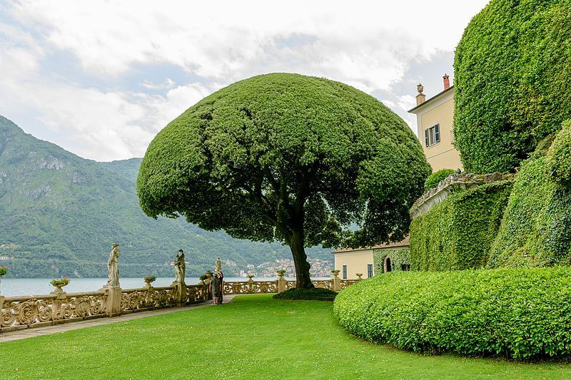 File:Villa Balbianello 3687.jpg