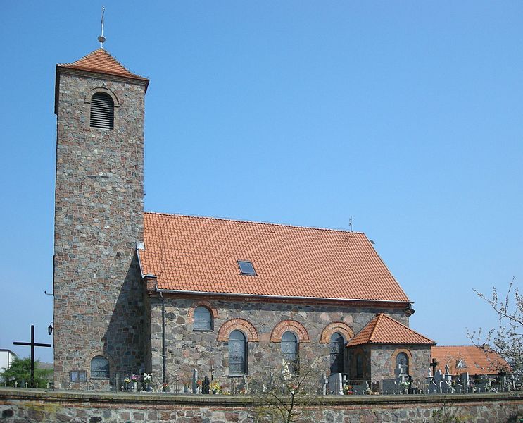 File:Wielki Medromierz church.jpg