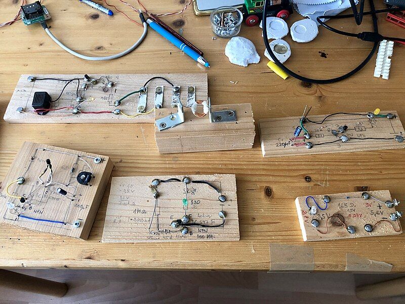 File:Wooden Breadboard Circuits.jpg