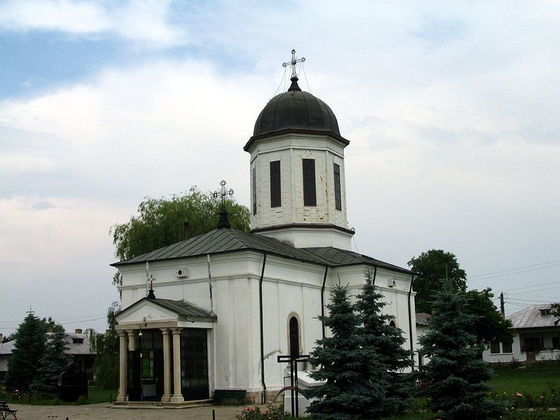 File:Zamfira new church.jpg