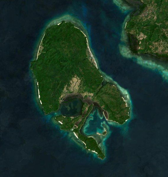 File:Ambulong Island S2.jpg