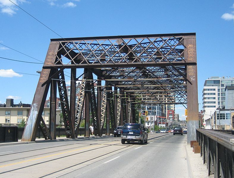 File:Bathurst Street Bridge.jpg