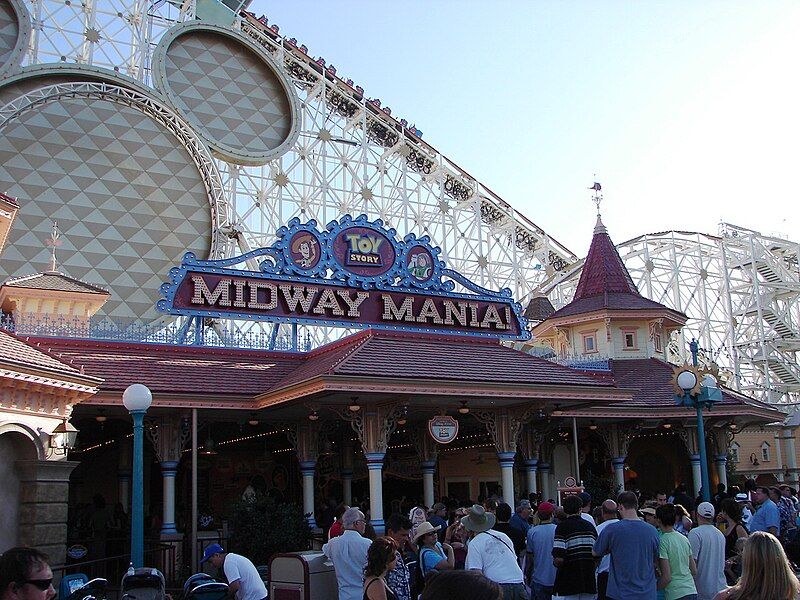 File:Disneyland 06-06-08 040.JPG