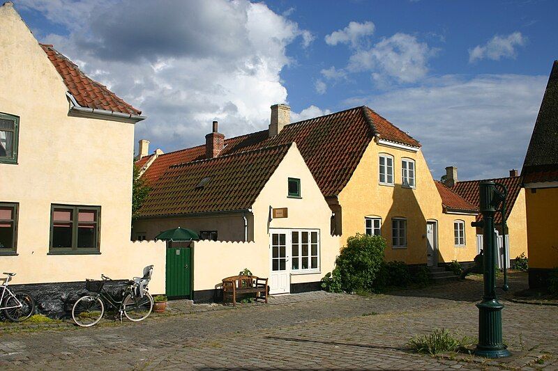 File:Dragør 2004.jpg