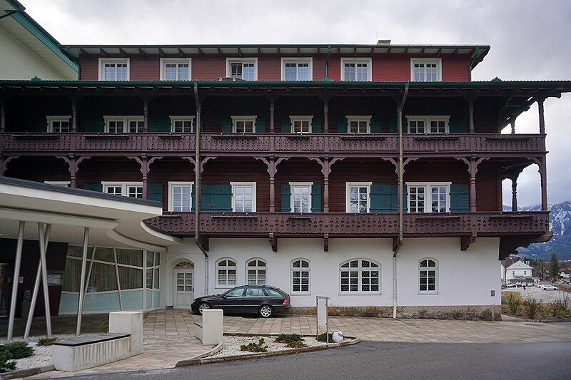 File:Hotel Schneeberghof (DSC05844).jpg