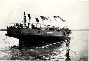 Launch day at Walsh Island Dockyard and Engineering Works, 15 December 1921.[6]