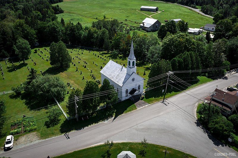 File:L'Église Presbytérienne.jpg