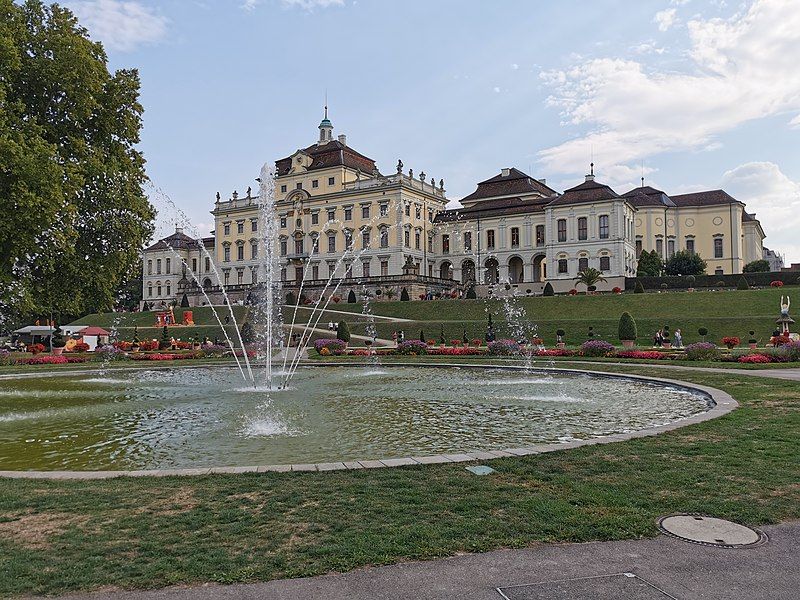 File:Ludwigsburg palace.jpg