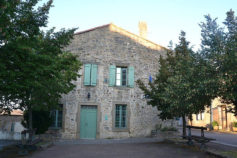 File:Mairie, Caudeval (1).jpg