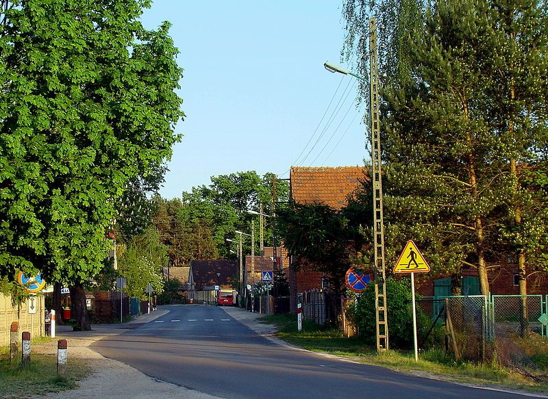 File:0905 Lubiatów FWS.jpg