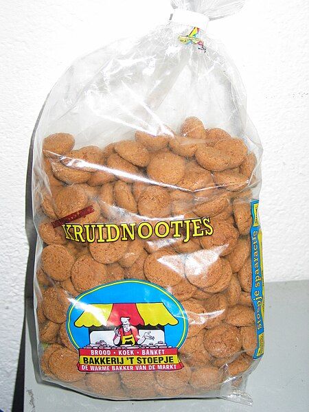 File:Bag of kruidnoten.jpg