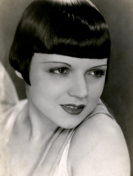 File:Beatriz Costa 1934.png