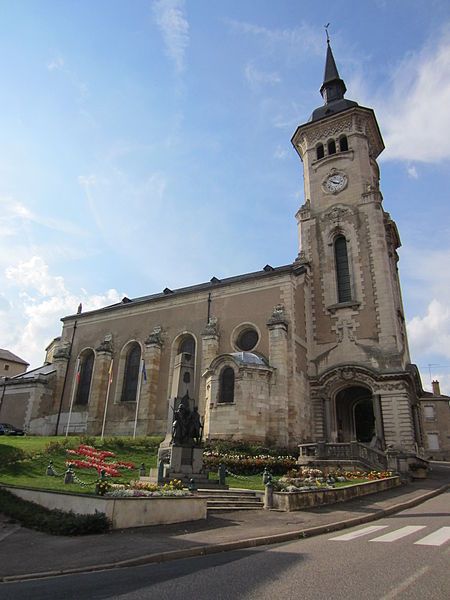 File:Eglise Thiaucourt.jpg