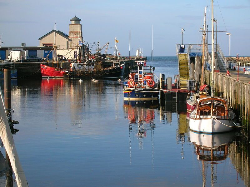 File:Girvan Harbour, Ayrshire.JPG