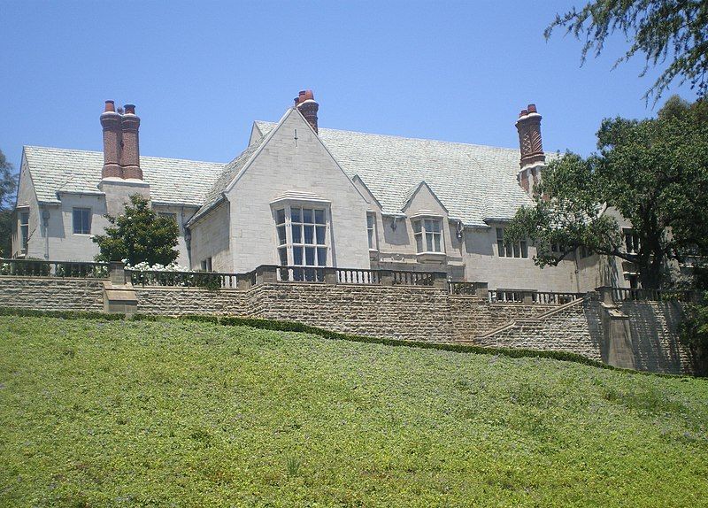 File:Greystone Mansion.JPG