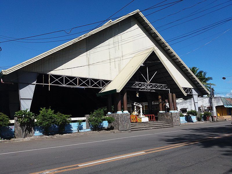 File:Iriga City Coloseum.jpg