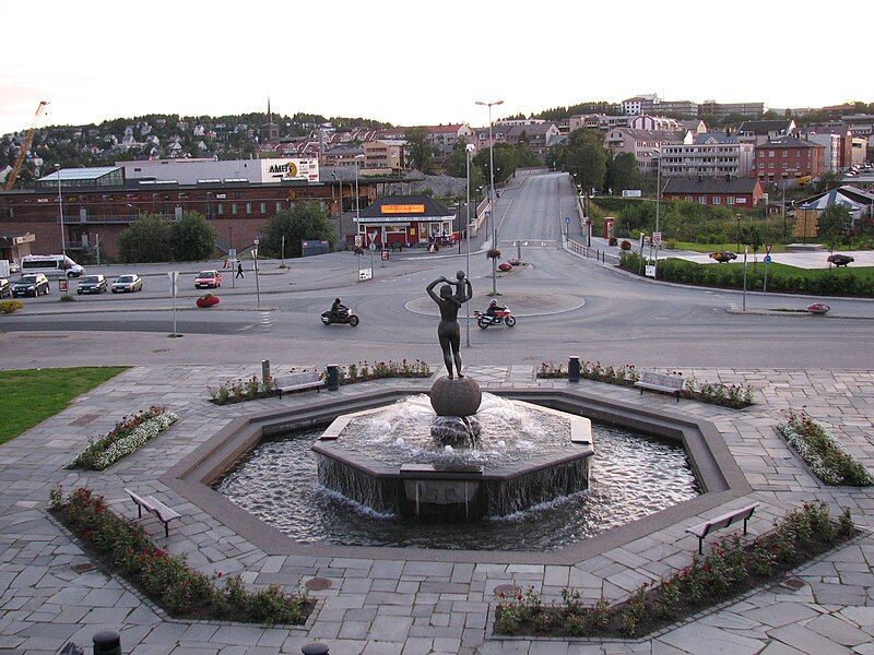 File:Narvik city centre.jpg