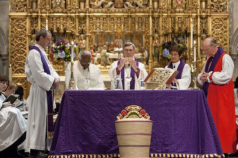 File:StJamesAltar.jpg