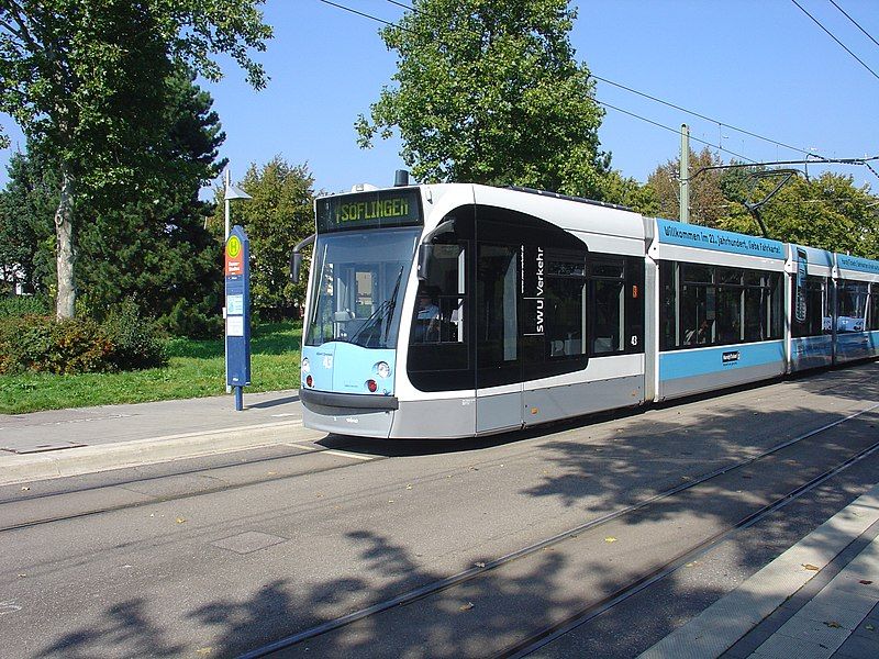 File:Strassenbahn ulm stadion.JPG