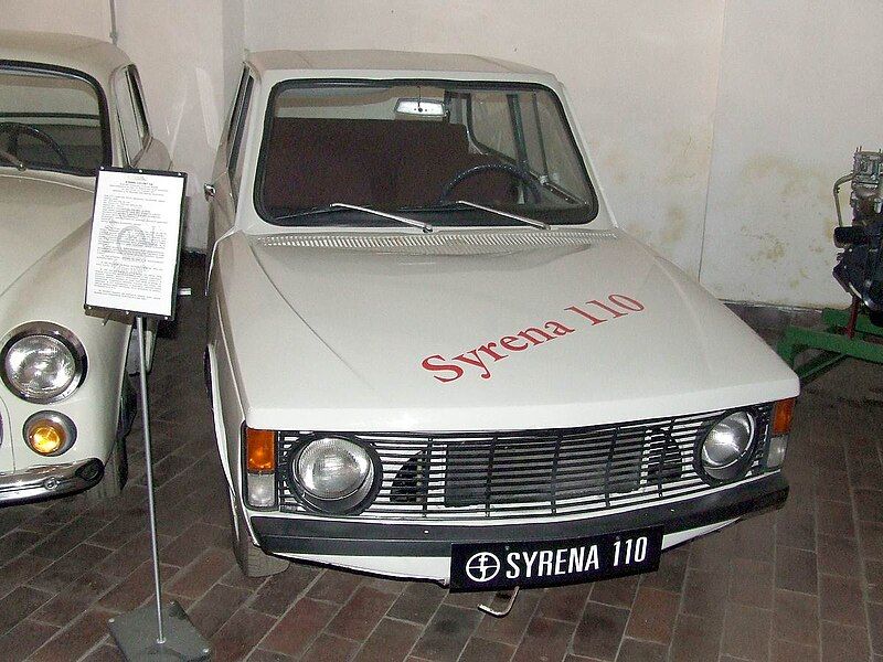 File:Syrena 110 1.jpg