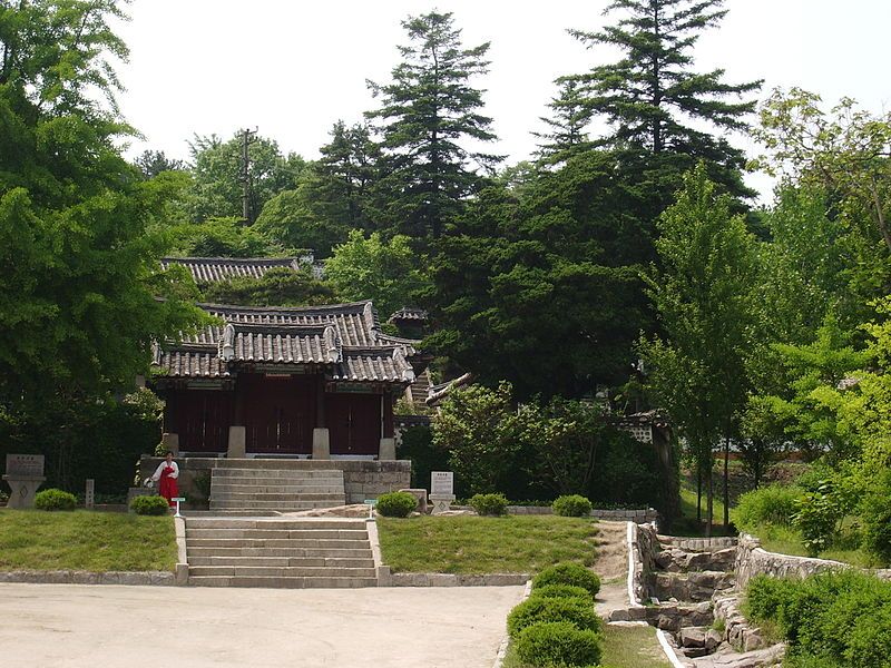 File:개성 숭양사원.jpg