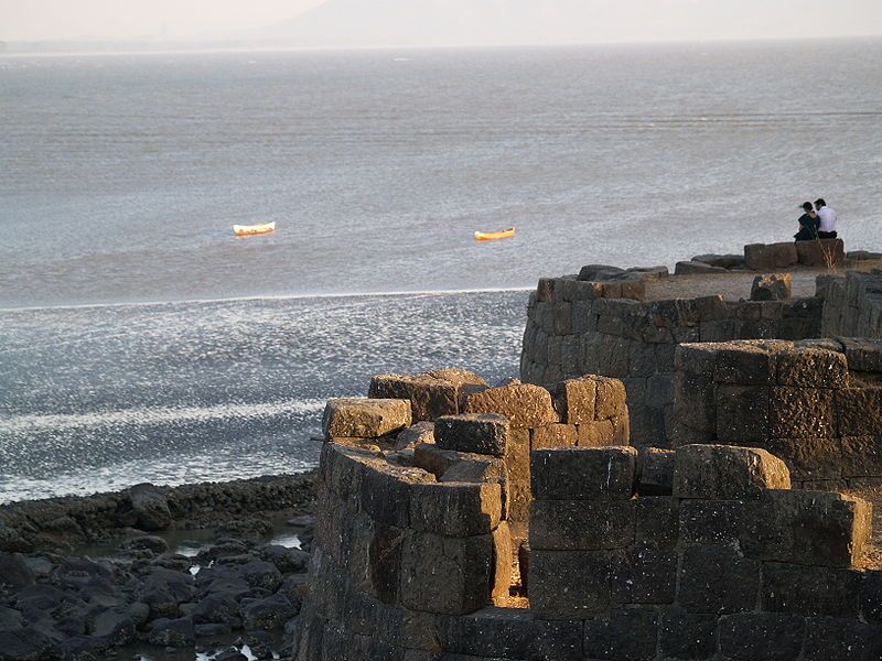 File:Alibag Fort1.JPG