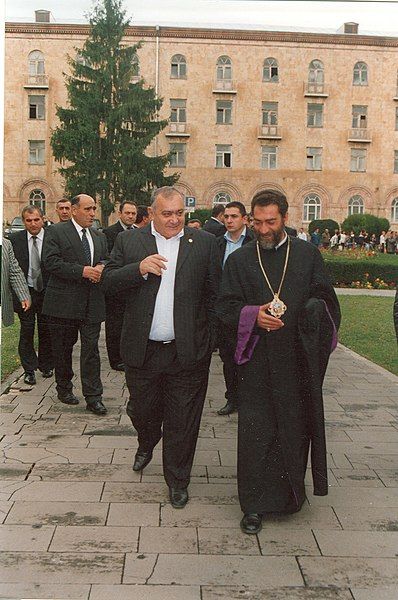 File:AndranikMargaryan BishopSebouhChouldjian.jpg