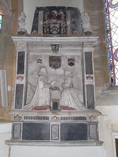 File:AyshfordMonument1610Burlescombe.jpg