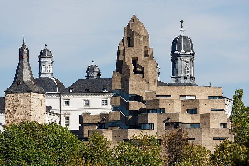 File:Bensberg Germany Rathaus-und-altes-Schloss-01.jpg