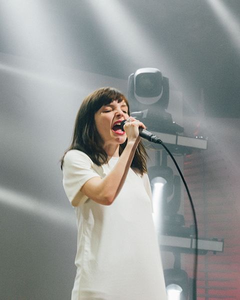 File:CHVRCHES (26688159994).jpg