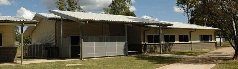 File:Glenden State School.jpg