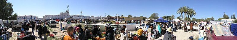 File:Houmt Souk Bazar.jpg