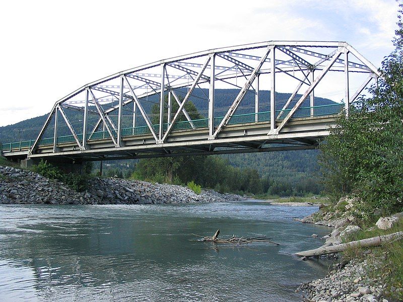 File:Illecillewaet River Bridge.jpg