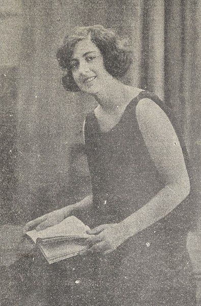 File:Lily Íñiguez (1902-1926).jpg