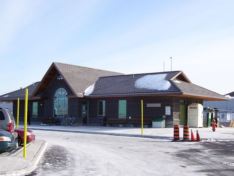 File:Lisgar Go Station.jpg