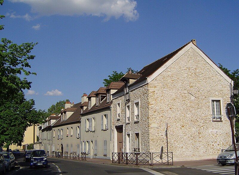 File:Maisons vignerons.jpg